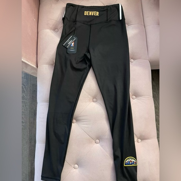 BRAND NEW Pro Standard Denver Nuggets WOMENS Leggings NBA CHAMPION MEDIUM - Picture 2 of 2